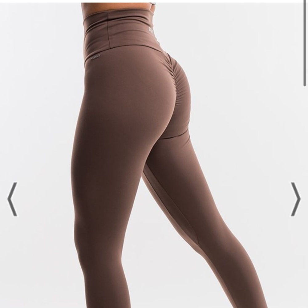 ECHT scrunch leggings